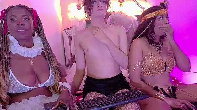 Онлайн чат XXX LoveQueen2