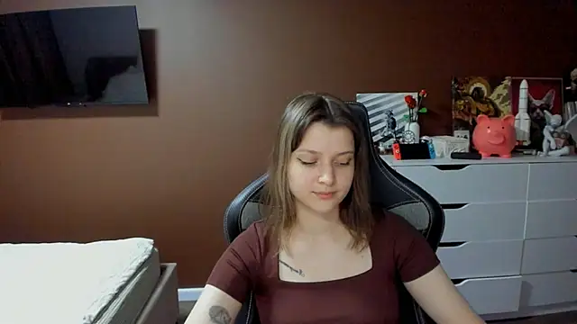 SoniNesti's Live XXX Chat