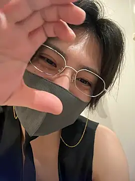 Živý XXX chat CHROME-kun925
