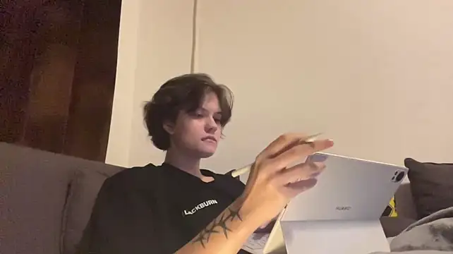 Онлайн чат XXX HeyFriren