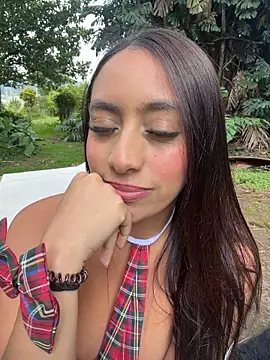 JuliettaGmz Chat XXX in diretta