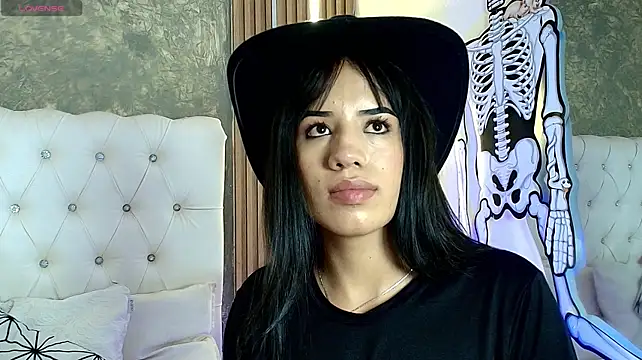 Zoe_Vexx Chat XXX in diretta