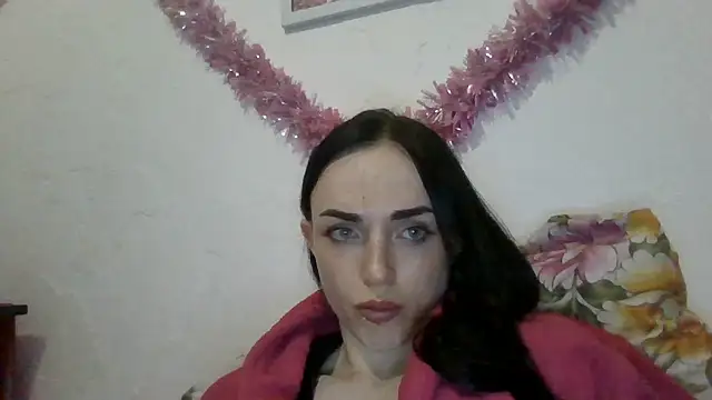 Czat XXX na żywo – Trinsy_Love