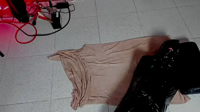 Živý XXX chat shatta_bdsm_