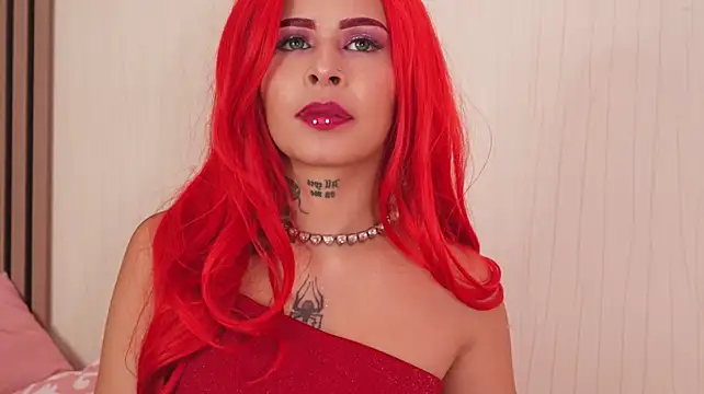 MiaBlondiee: απευθείας συνομιλία ΧΧΧ