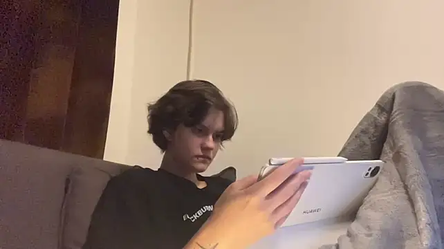 XXX chat uživo modela HeyFriren