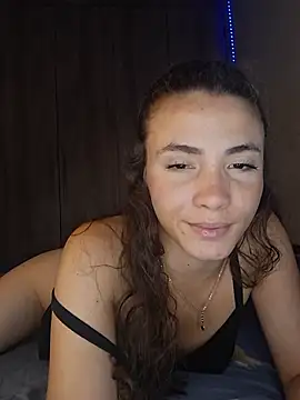 PocaHontas2026's Live XXX Chat