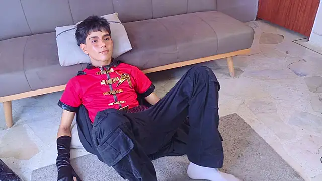 christopher_robin4 Adlı Modelin Canlı XXX Sohbeti