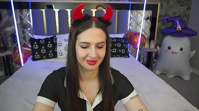 Онлайн чат XXX AlesiaDessmond