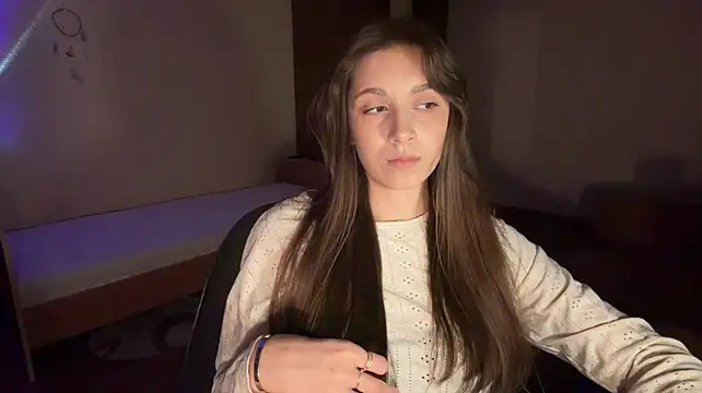 Онлайн чат XXX CortneyMontaluo