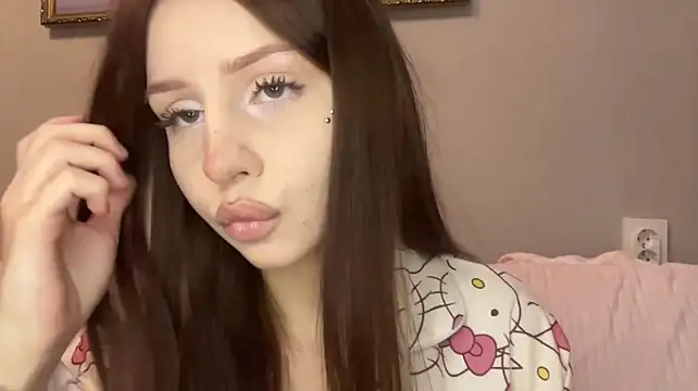 Živý XXX chat KittyShyy