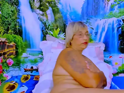 Chat XXX en directo de indianroxy
