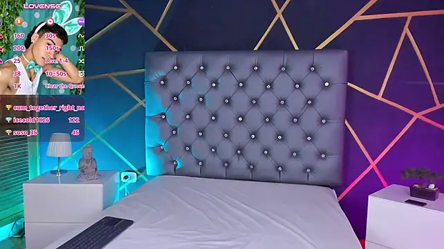 Trevor_Spencer Adlı Modelin Canlı XXX Sohbeti