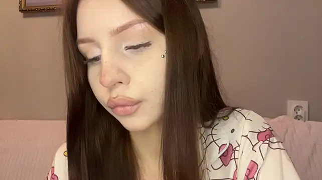 KittyShyy Chat XXX in diretta
