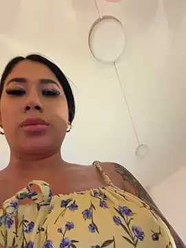 Chat XXX ao vivo de kiim_taaylor