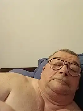 Bogosse8585 webcam show