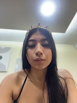 chanell_ec Adlı Modelin Canlı XXX Sohbeti