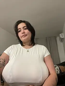 Chat +18 de lilith_hade ao vivo