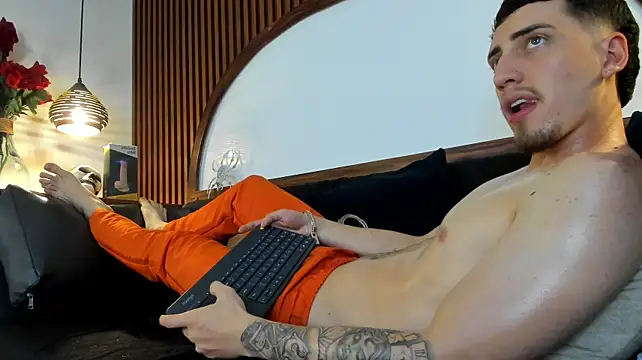 Jeremy_Blake Adlı Modelin Canlı XXX Sohbeti
