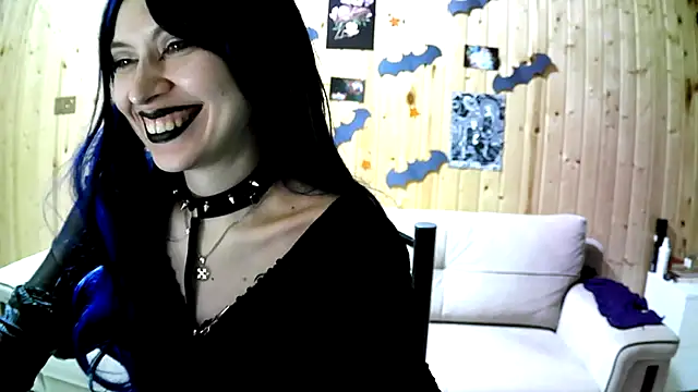 Zlata666 XXX чат на живо