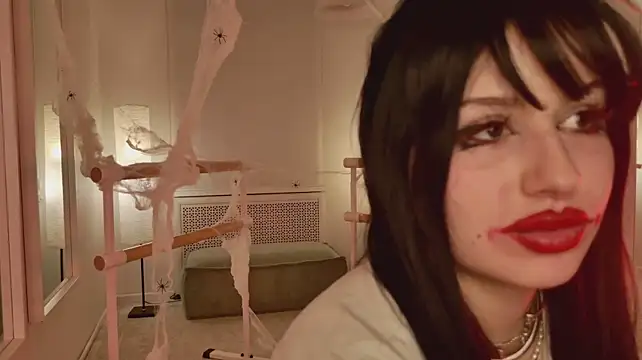 JustLiluのライブXXXチャット