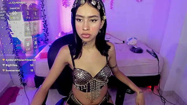 cat_kitty18_のライブXXXチャット