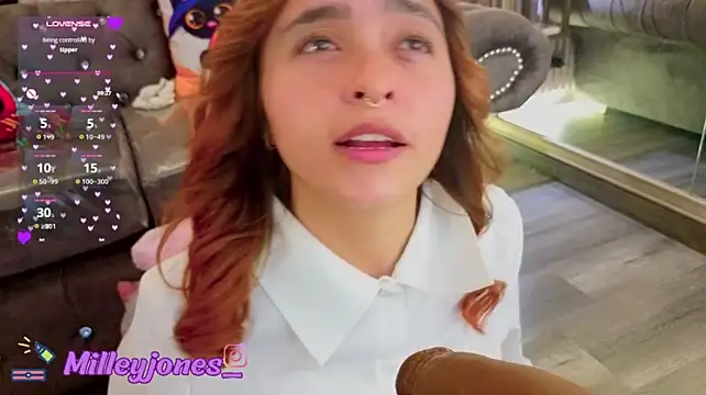دردشة MilleyJones الجنسية المباشرة