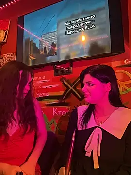 double_troubles' Live XXX Chat