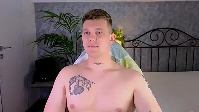 HotVanee XXX чат на живо