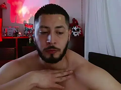 Chatroom XXX en direct de Spilios_low