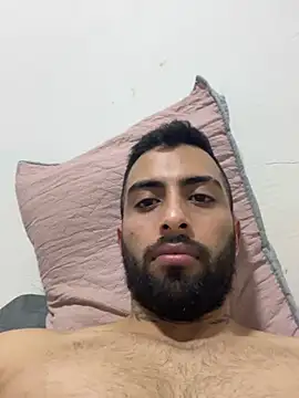 Chat +18 de Andressch07 ao vivo