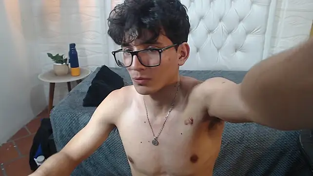 צ'אט XXX בשידור חי של tim_cooper