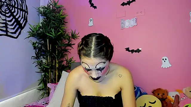 TANIA_06's Live XXX Chat