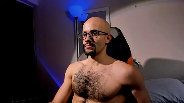 LarryGarzon Adlı Modelin Web Kamerası Şovu