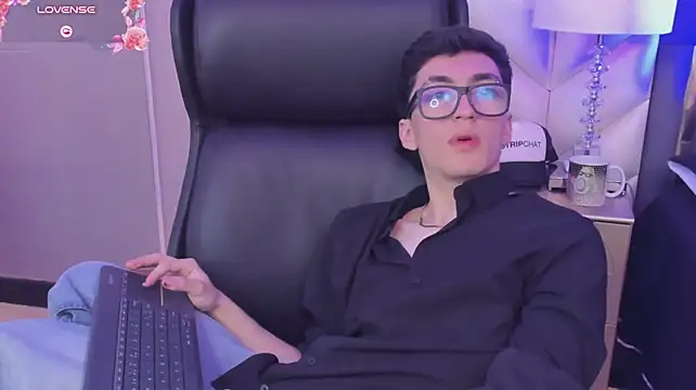 Živý XXX chat GaelDuke