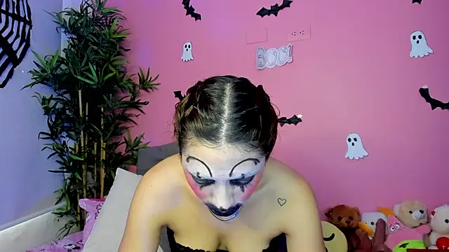 TANIA_06n Live XXX chat