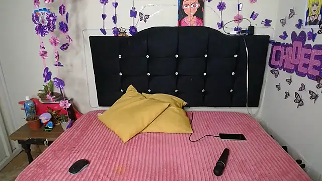 צ'אט XXX בשידור חי של Candy_chloee