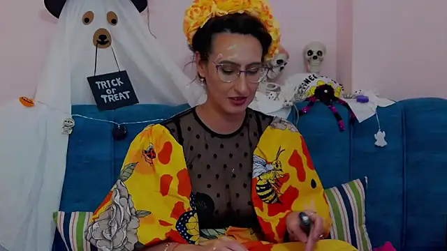 LysAd Adlı Modelin Canlı XXX Sohbeti