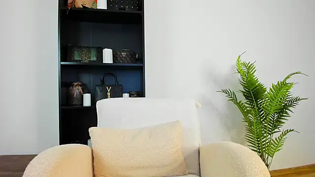 Chat +18 de khloe_starrr ao vivo