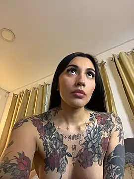 Nahial1 Live XXX-chat