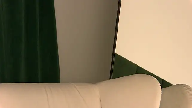 Czat XXX na żywo – KittyNuarr