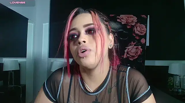 EvaaFoxxy1のライブXXXチャット