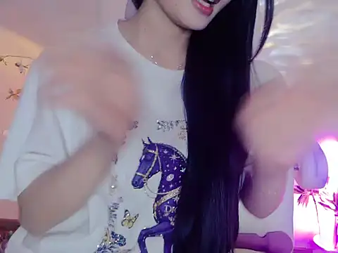 Janise_loveのライブXXXチャット