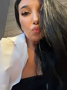 Онлайн чат XXX Tisha_Busty