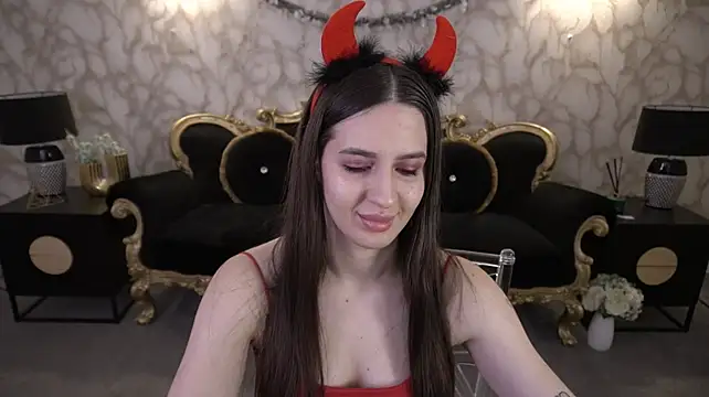 Онлайн чат XXX AlesiaDessmond
