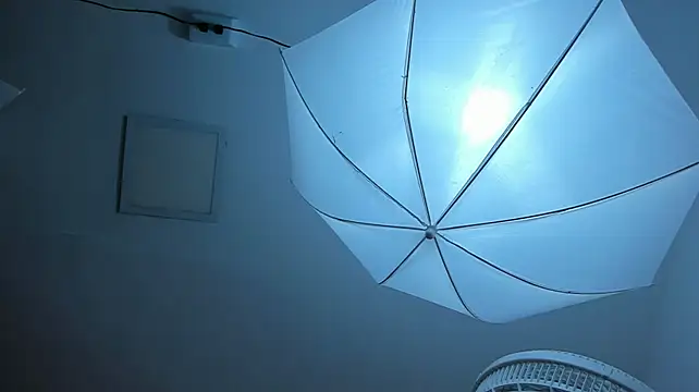 Онлайн чат XXX Emma_Lara1