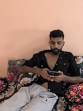 Chat +18 de bisexual_yhh ao vivo