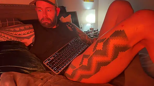 TattooBro: онлайн-секс-чат