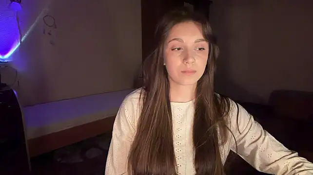 Онлайн чат XXX CortneyMontaluo