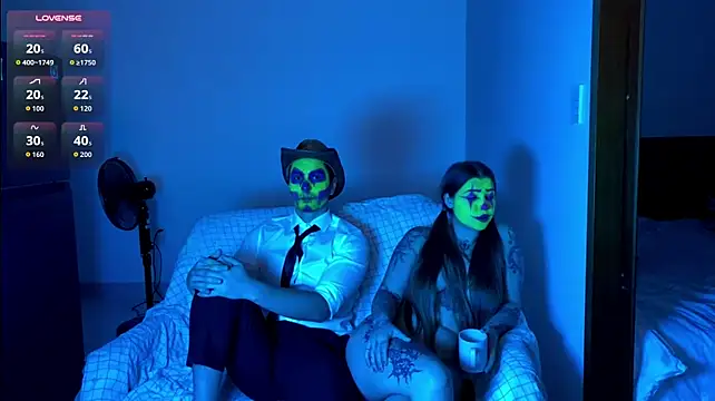 Chat XXX en directo de INSOMNIA_strip
